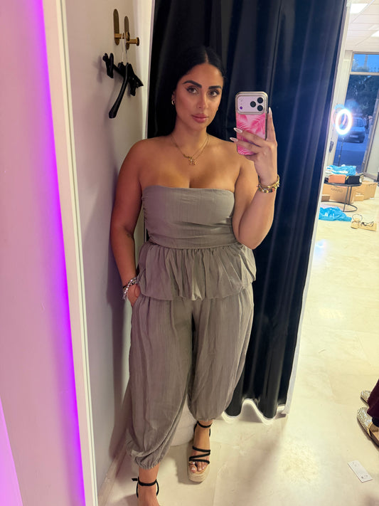 Conjunto pomposo