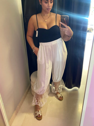 Pantalon encaje vuelo