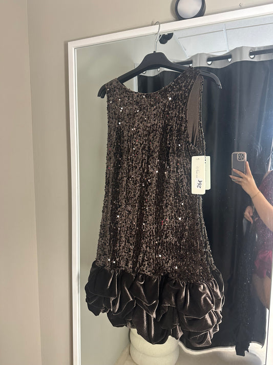 Vestido volante lentejuelas