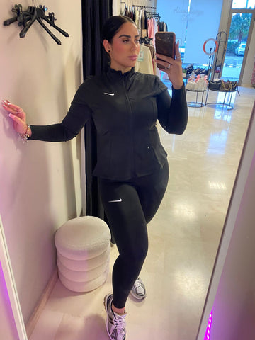 Nike 8