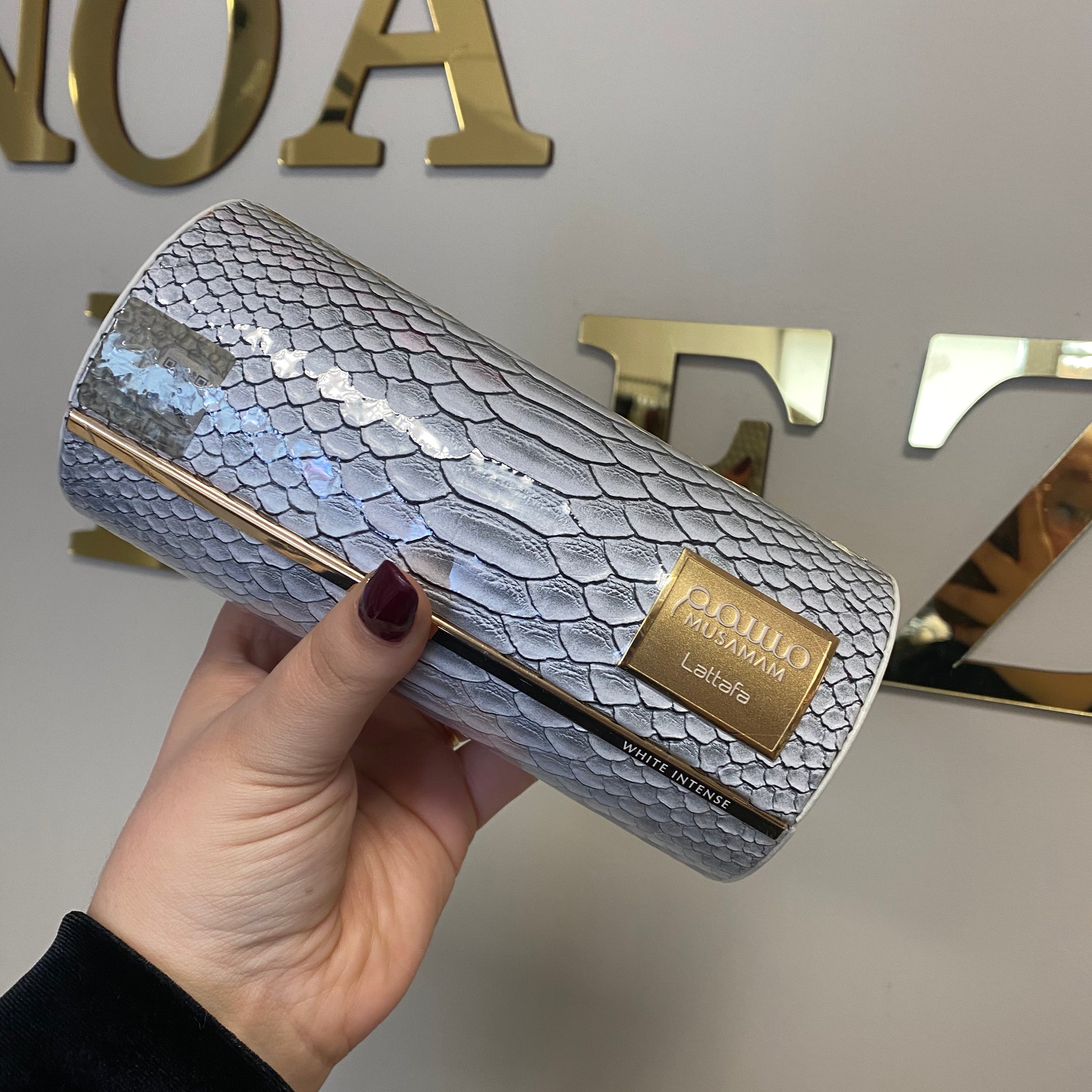 Perfume Serpiente white intense